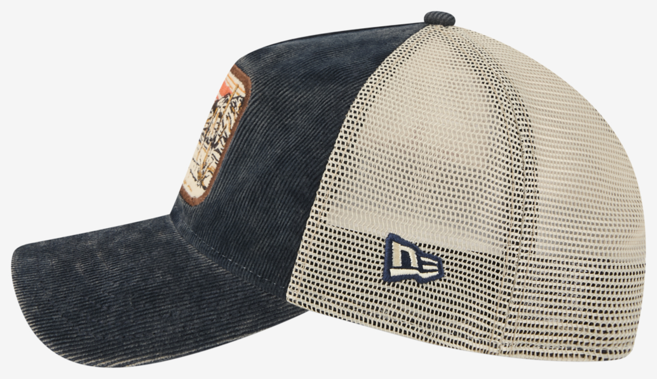 New Era Astros Vintage Landscape Cap Image 6 of 7. Tap to open photo gallery.