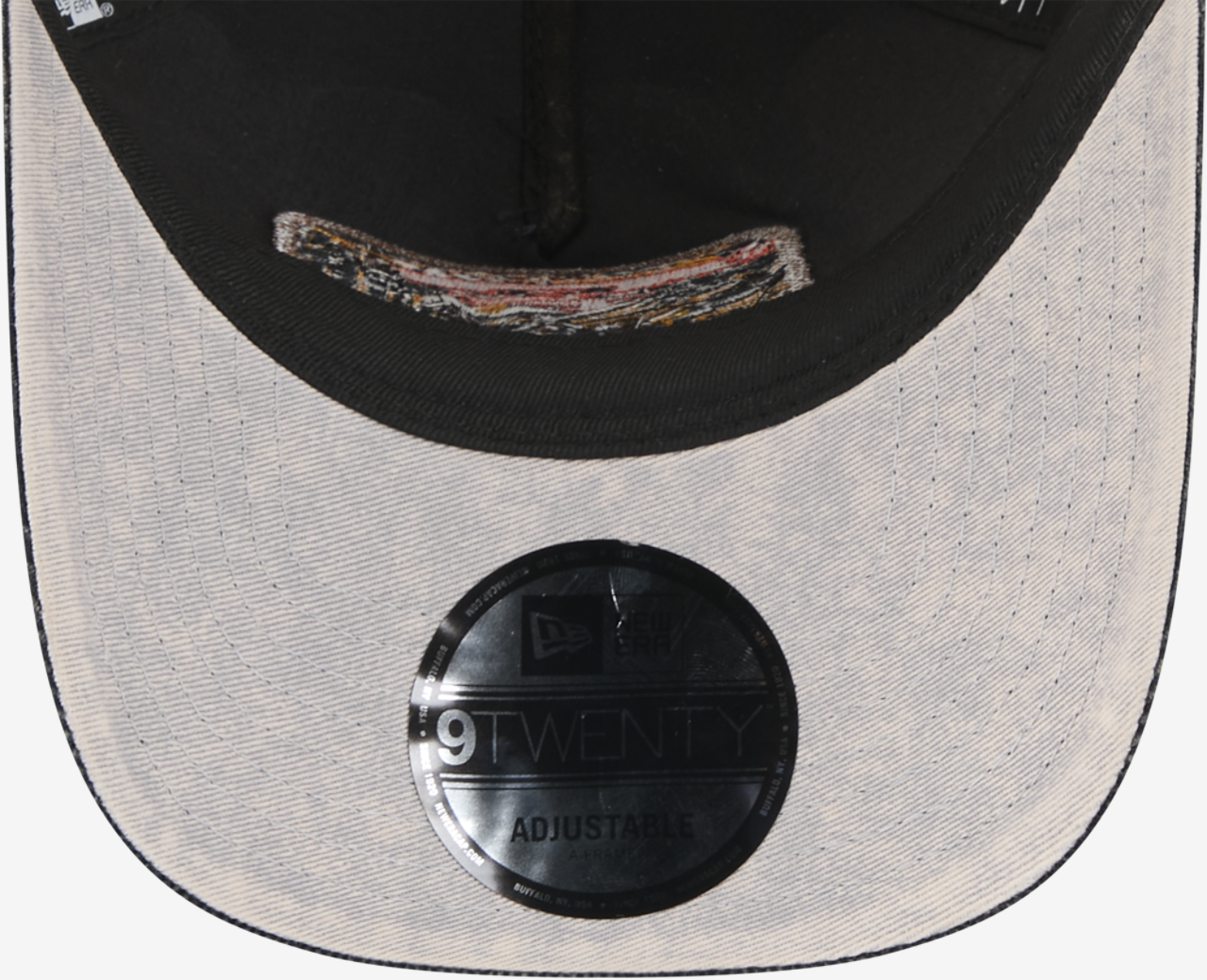 New Era Astros Vintage Landscape Cap Image 7 of 7. Tap to open photo gallery.