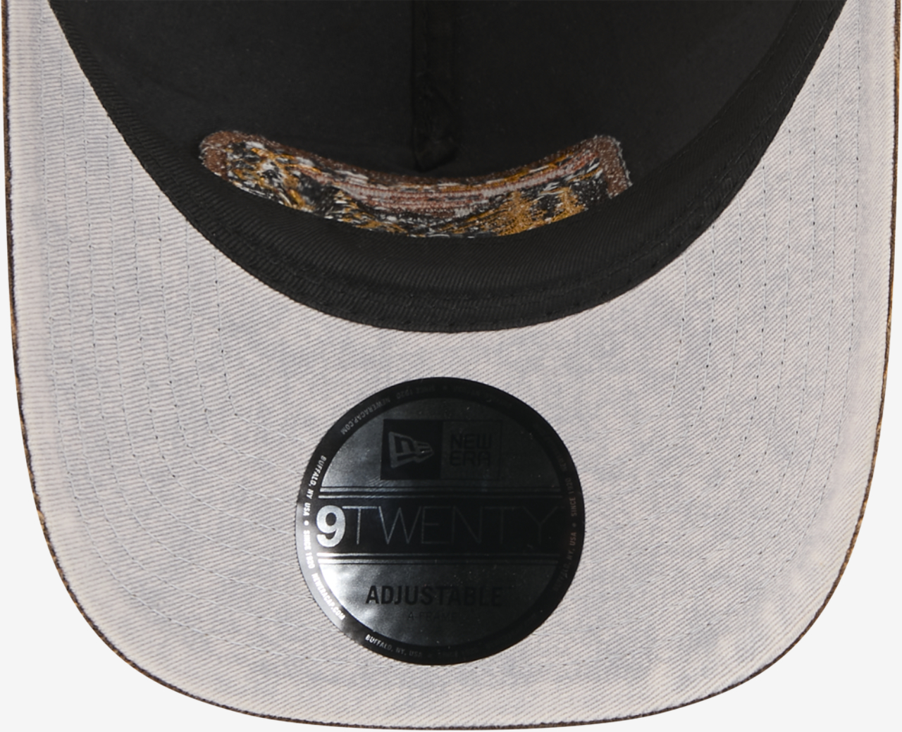 New Era Cubs Vintage Landscape Cap Image 7 of 7. Tap to open photo gallery.