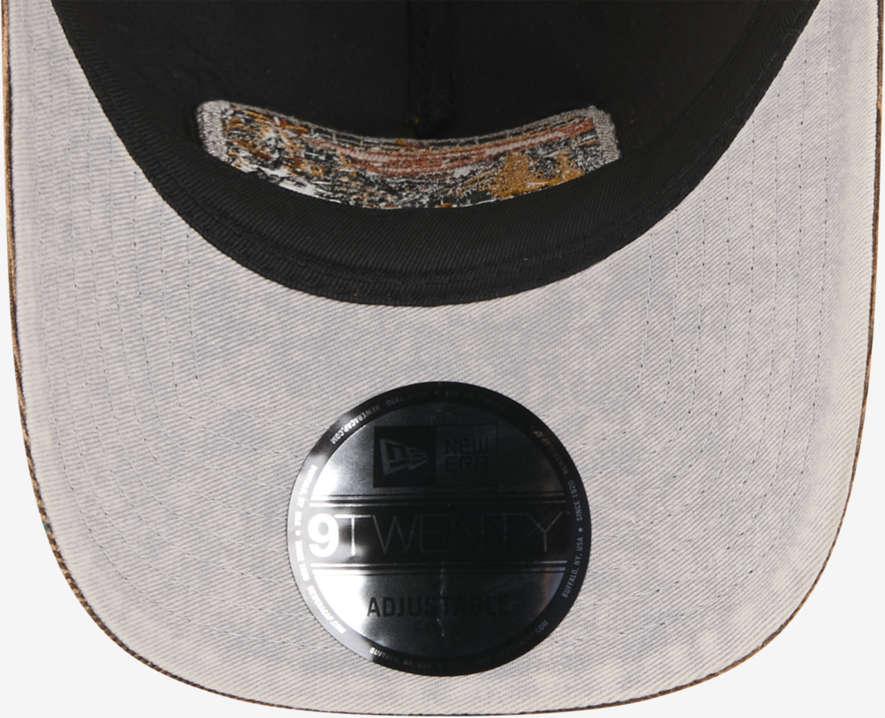 New Era Phillies Vintage Landscape Cap Image 7 of 7. Tap to open photo gallery.