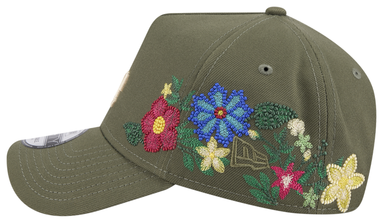 【美品】NICK GEAR Flower Cap NEW ERA 9Forty 9Forty Female Floral Yankees Cap by New Era --> Shop Hats