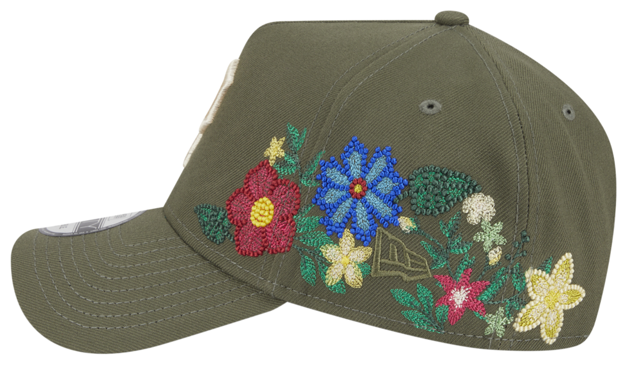 New Era Pirates 9Forty A-Frame Floral Cap Image 6 of 7. Tap to open photo gallery.