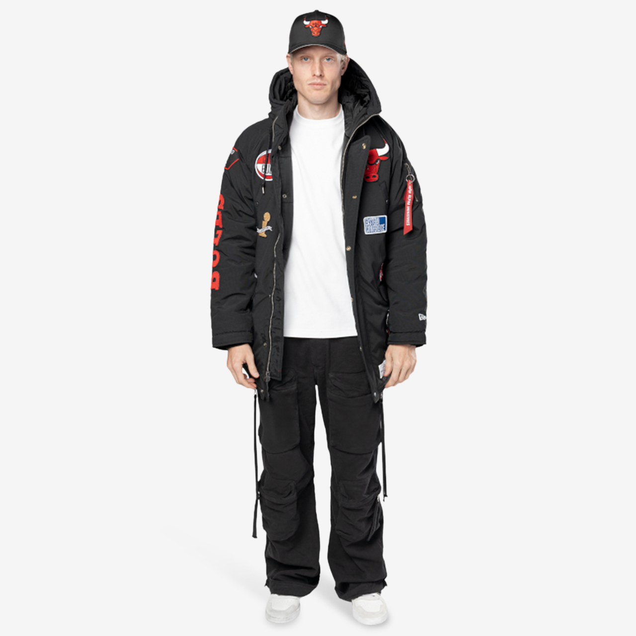 New Era Bulls Alpha Parka Image 6 of 8. Tap to open photo gallery.