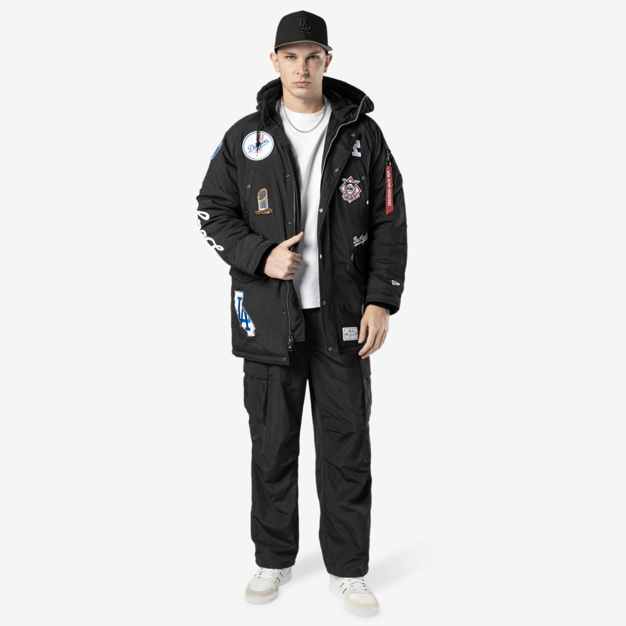 New Era Dodgers Alpha Parka Image 5 of 5. Tap to open photo gallery.