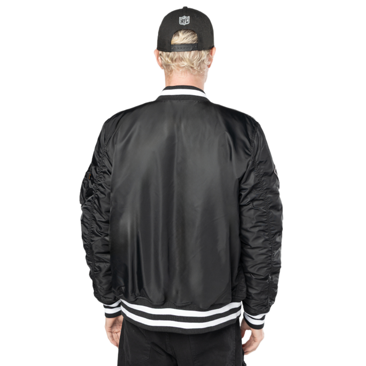 NEW ERA RAIDERS ジャケット ブラック NEW ERA RAIDERS ジャケット ブラック Alpha Industries Raiders