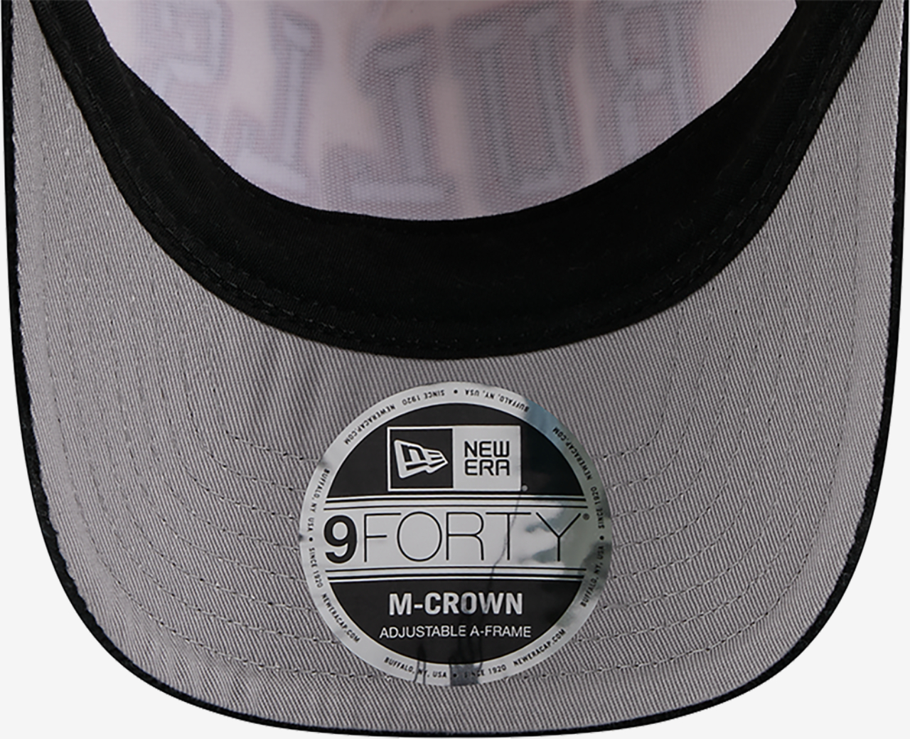 New Era Bulls 9Forty AF 2T Sided 25235 Cap Image 7 of 7. Tap to open photo gallery.