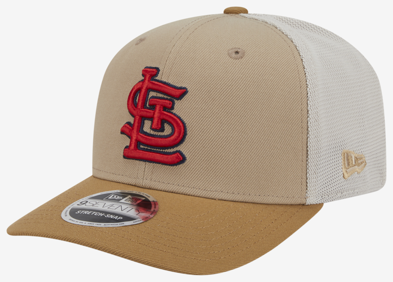 New Era Cardinals 9SEVENTY SS 2T Trucker Image 1 of 7. Tap to open photo gallery.