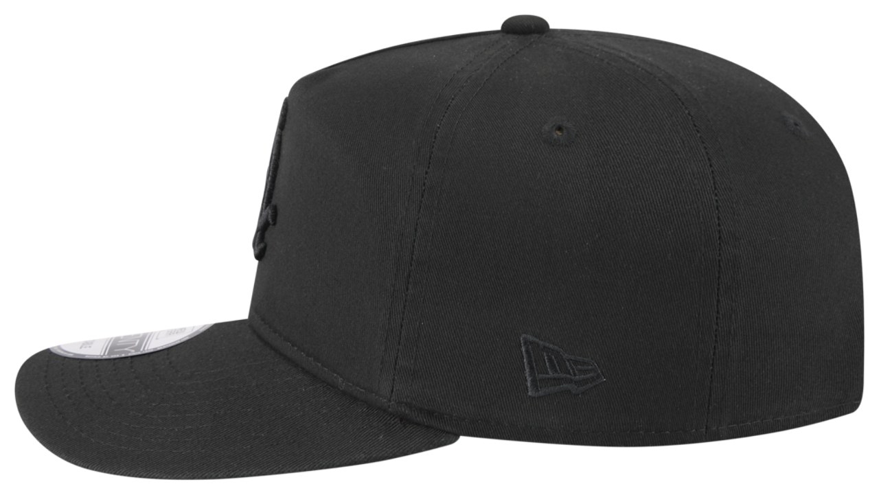 New Era White Sox Core 19TWENTY Cap Image 4 of 7. Tap to open photo gallery.