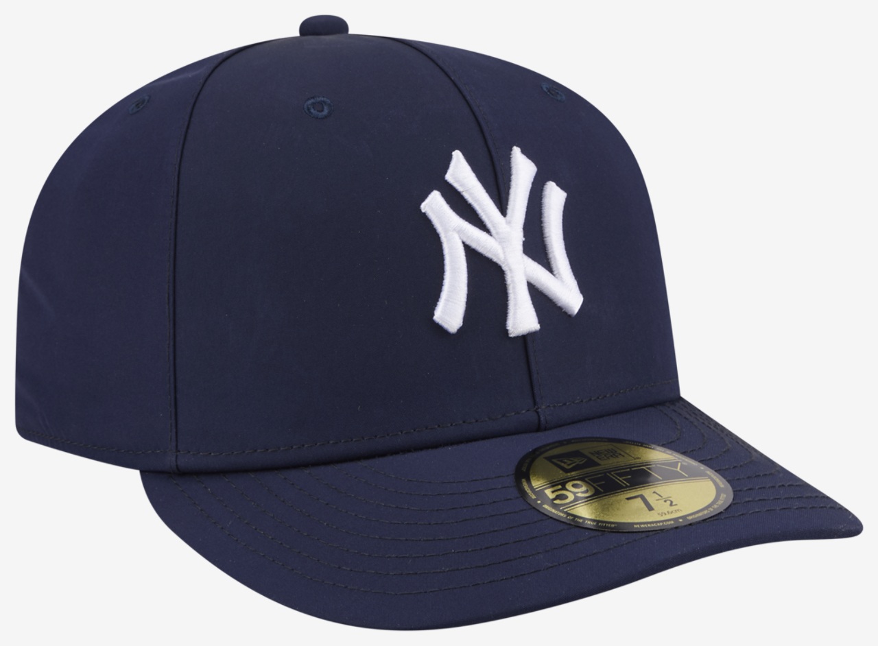 New Era Yankees Gortex 59Fifty Fitted Cap Image 3 of 7. Tap to open photo gallery.