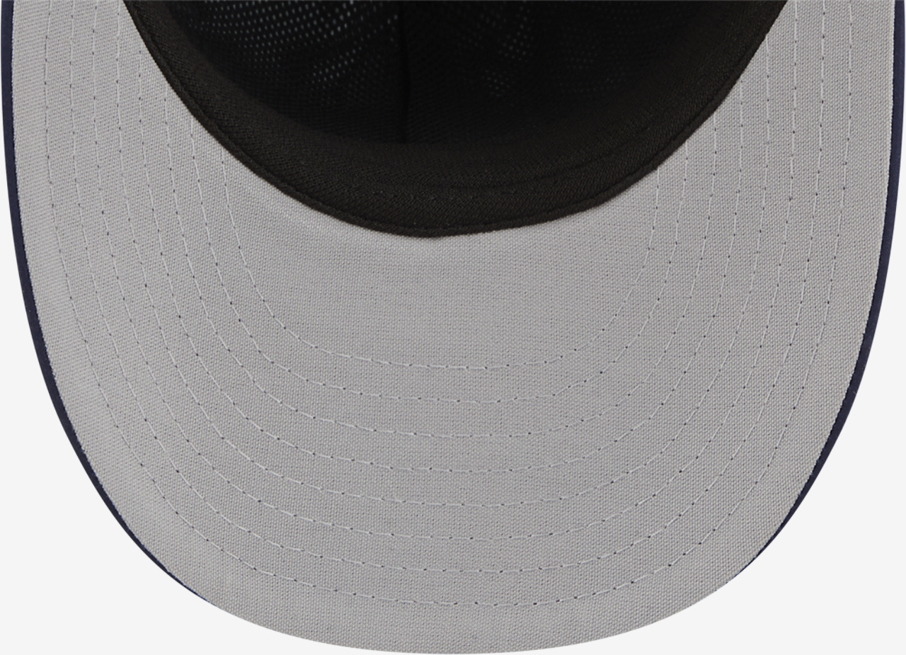 New Era Yankees Gortex 59Fifty Fitted Cap Image 7 of 7. Tap to open photo gallery.