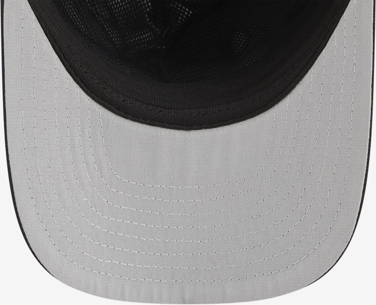 New Era Giants Gortex 9Fifty A-Frame Cap Image 7 of 7. Tap to open photo gallery.