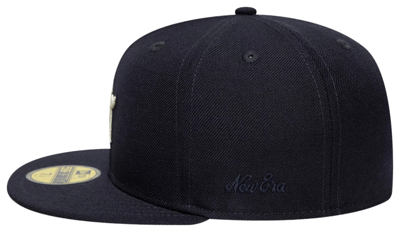 New Era Yankeees 5950 Fear of God Image 6 of 7. Tap to open photo gallery.