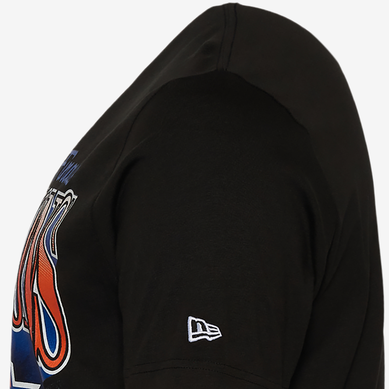 New Era Knicks Oversize T-Shirt Image 2 of 2. Tap to open photo gallery.