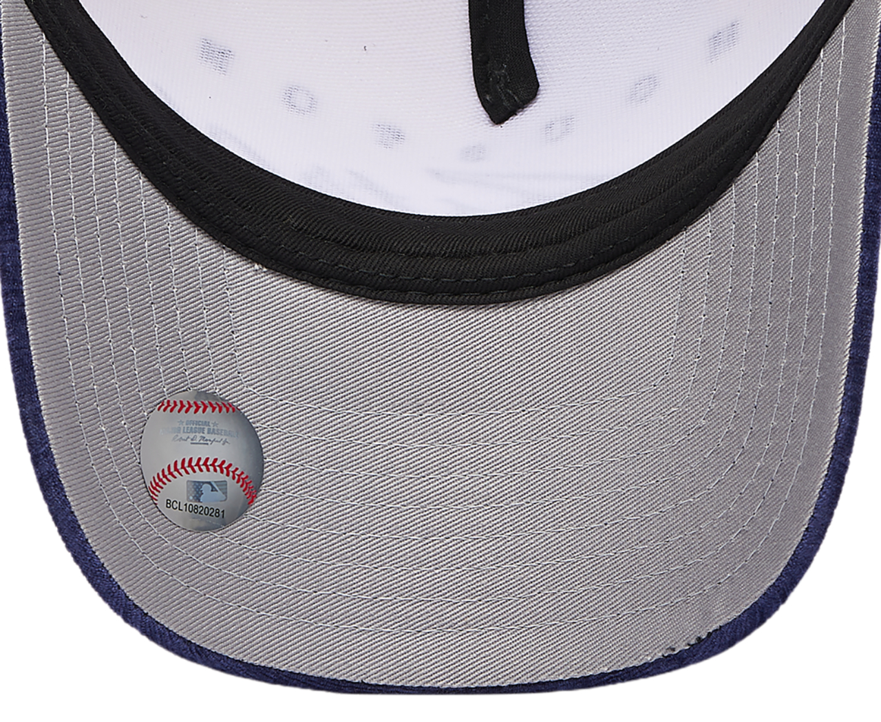 New Era Astros 2 Tone Velvet Script Cap Image 5 of 5. Tap to open photo gallery.