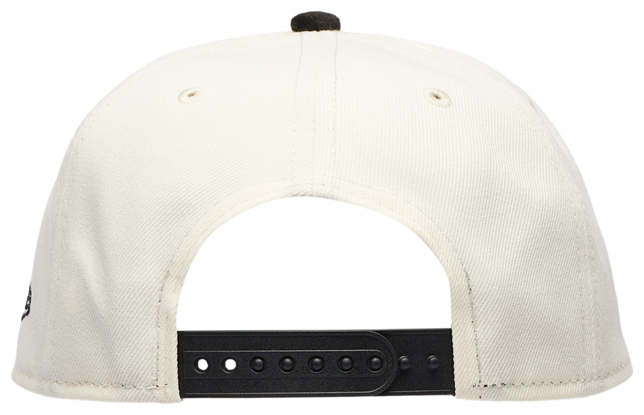 New Era White Sox 2 Tone Velvet Script Cap Image 4 of 5. Tap to open photo gallery.