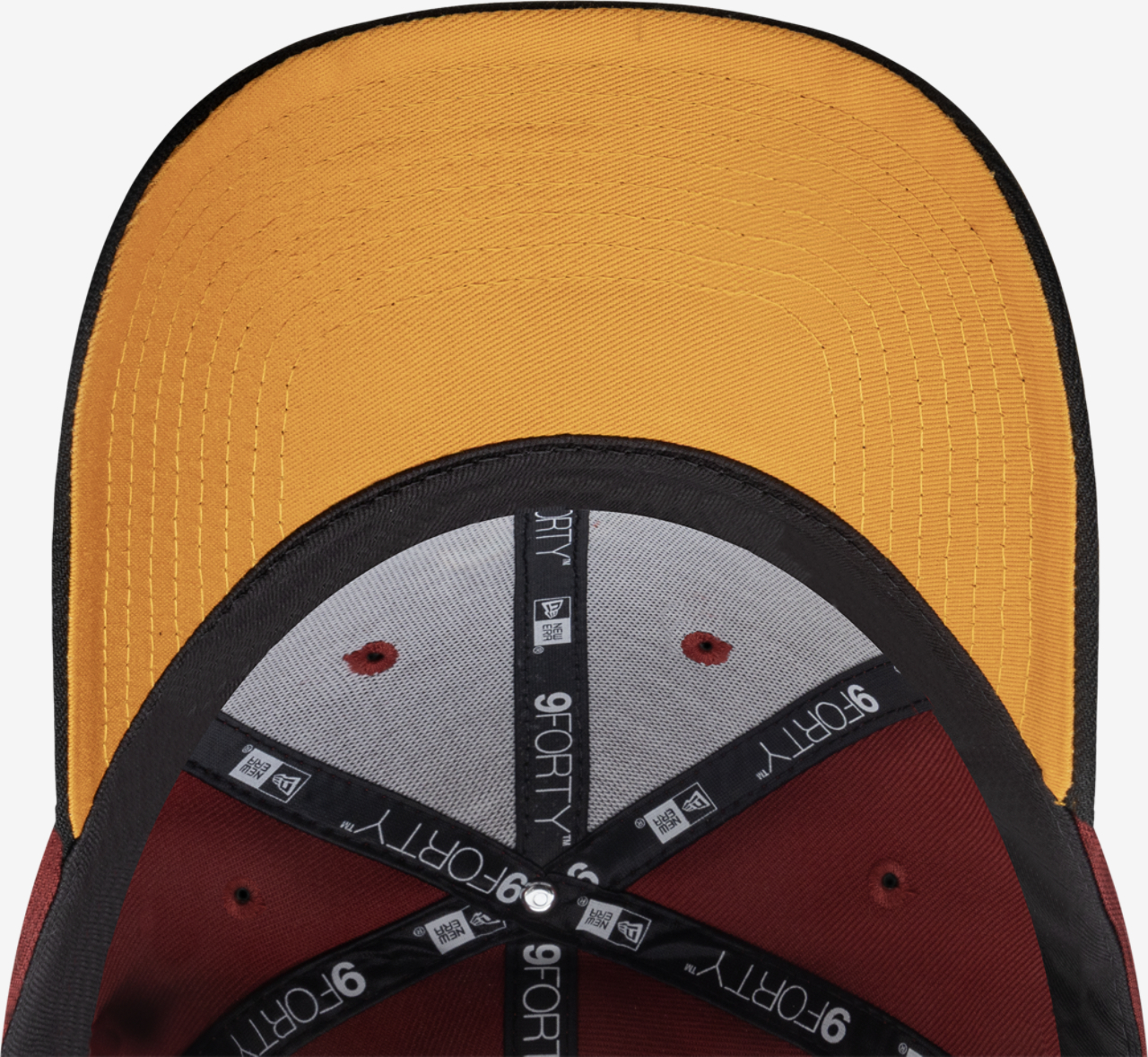 New Era Yankees 9Forty City Element Peru Cap Image 5 of 5. Tap to open photo gallery.