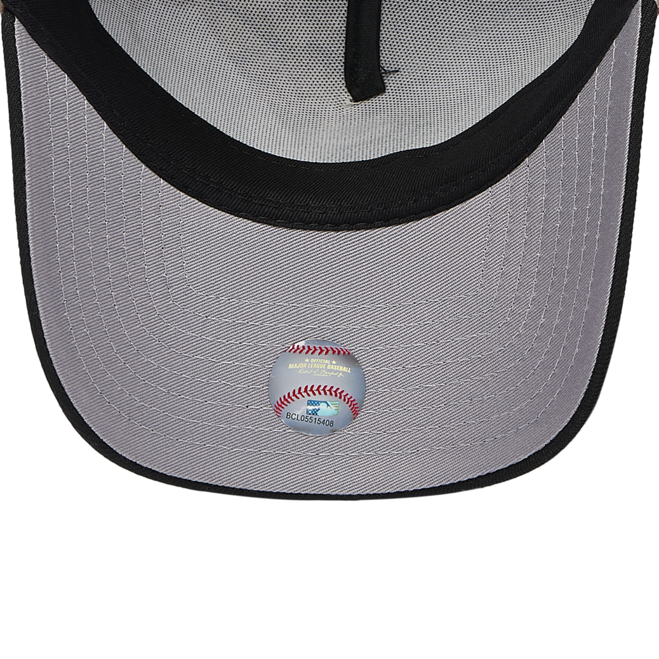 New Era White Sox 9FORTY A-Frame Snow Realtree Cap Image 5 of 5. Tap to open photo gallery.