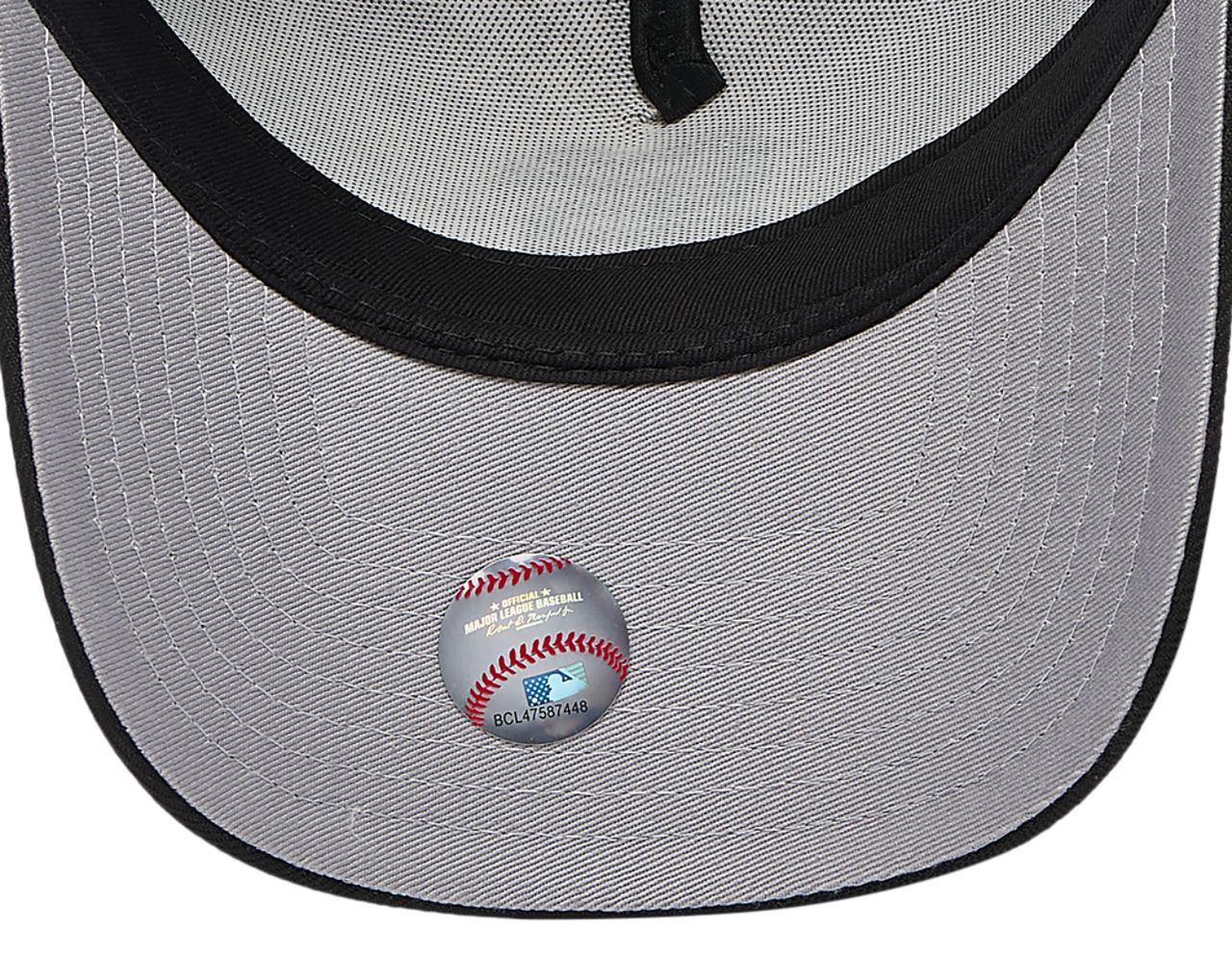 New Era Giants 9FORTY A-Frame Snow Realtree Cap Image 5 of 5. Tap to open photo gallery.
