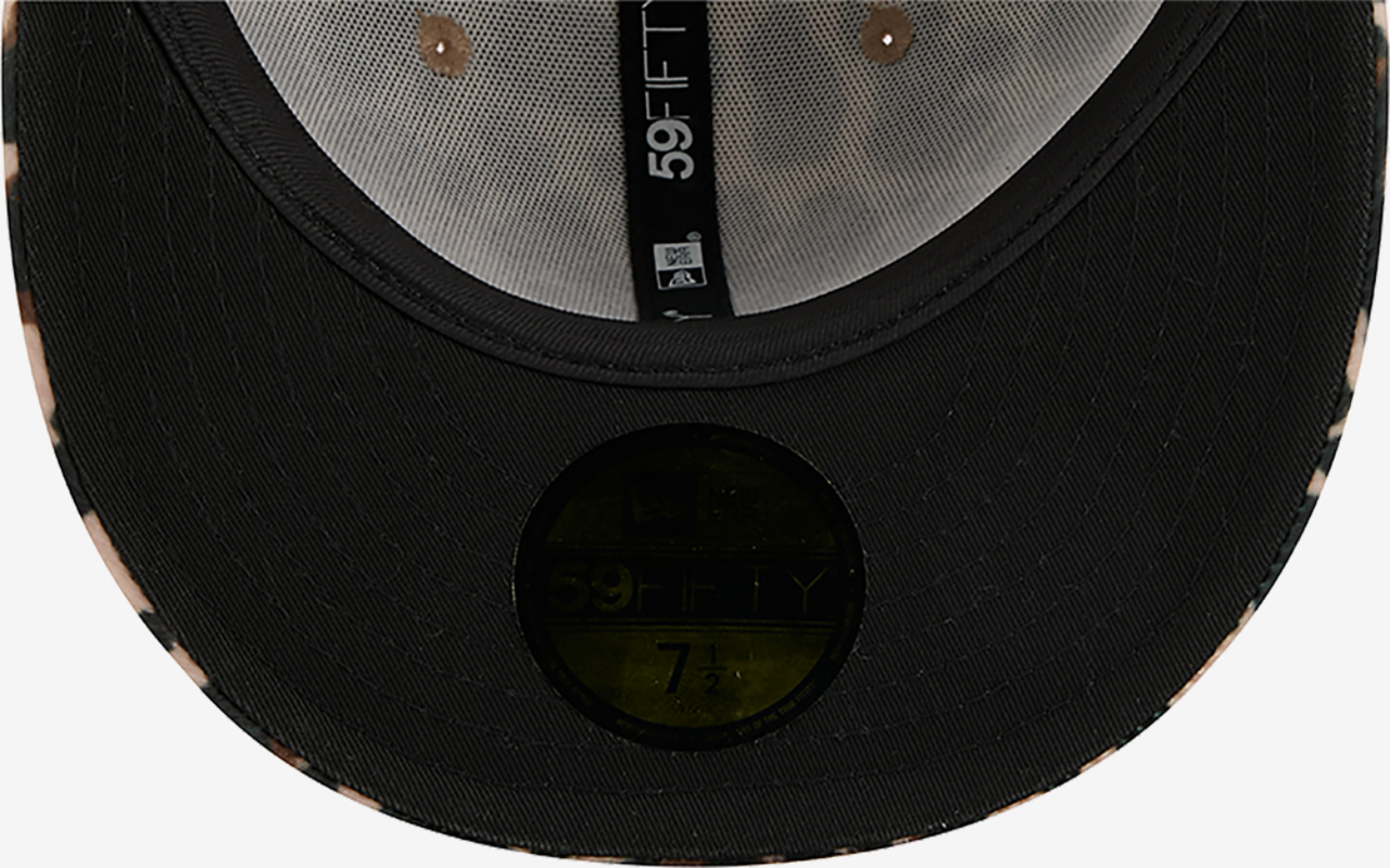 New Era Yankees 59FIFTY Animal Print Cap Image 7 of 7. Tap to open photo gallery.