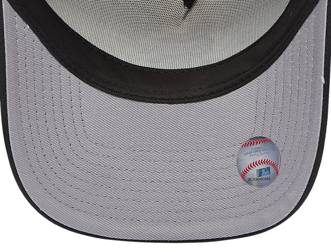 New Era Giants 940AF Herringbone Cap Image 5 of 5. Tap to open photo gallery.