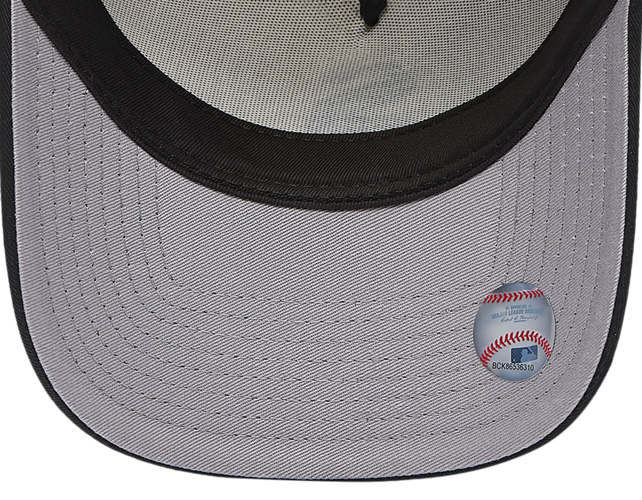 New Era White Sox 940AF Herringbone Cap Image 5 of 5. Tap to open photo gallery.