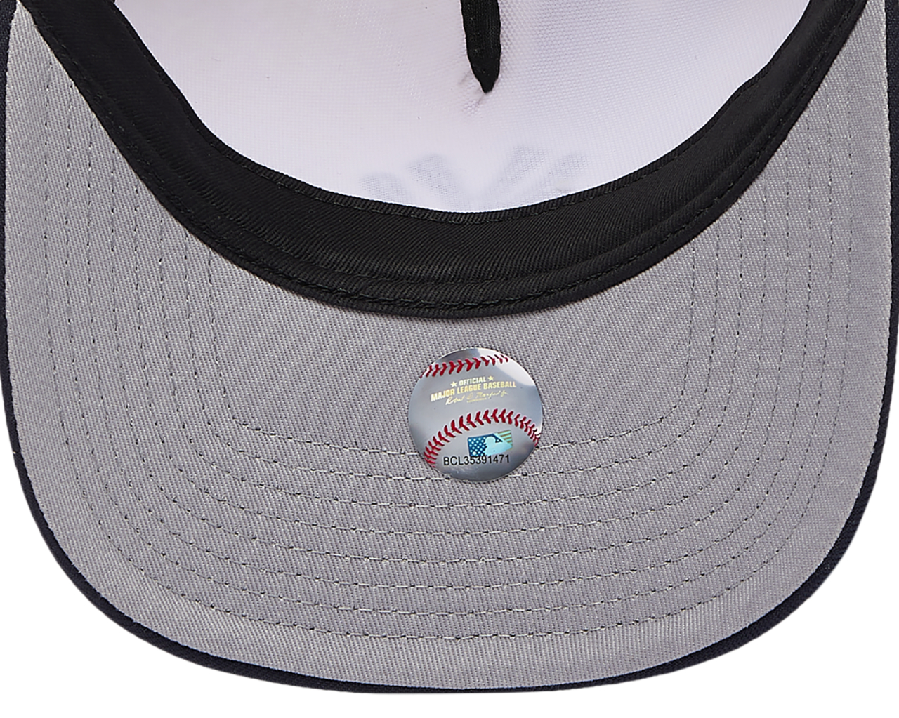 New Era Yankees 940AF Botanical Cap Image 5 of 5. Tap to open photo gallery.