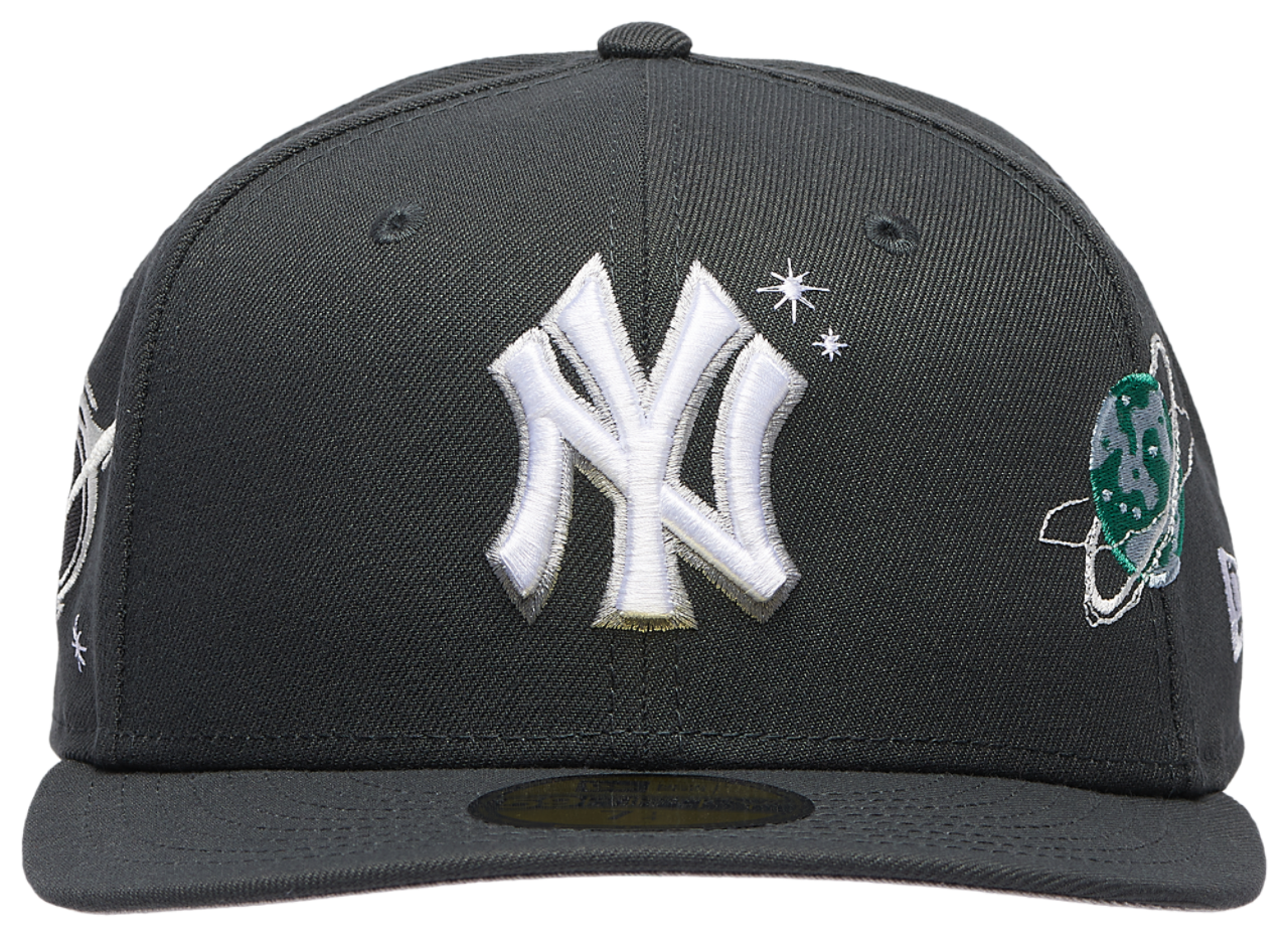 New Era Yankees Planet Icon PC Cap Image 2 of 5. Tap to open photo gallery.