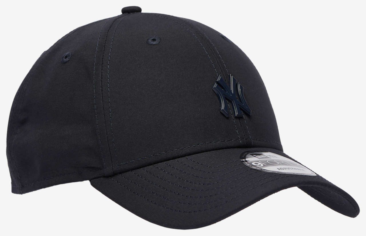 New Era Yankees Pin 9FORTY Cap Image 3 of 5. Tap to open photo gallery.