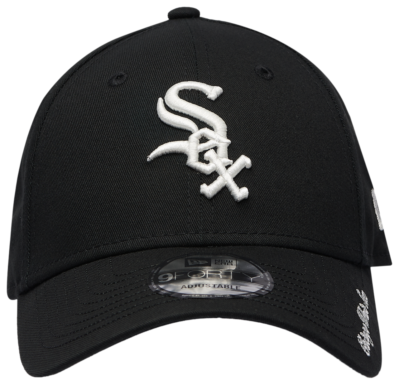 New Era White Sox Visor Script 9FORTY Cap Image 2 of 5. Tap to open photo gallery.