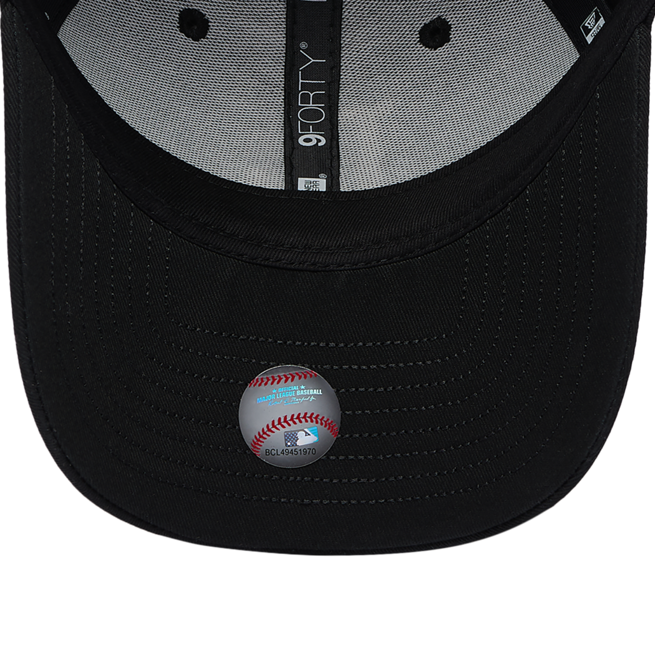 New Era Dodgers Visor Script 9FORTY Cap Image 5 of 5. Tap to open photo gallery.