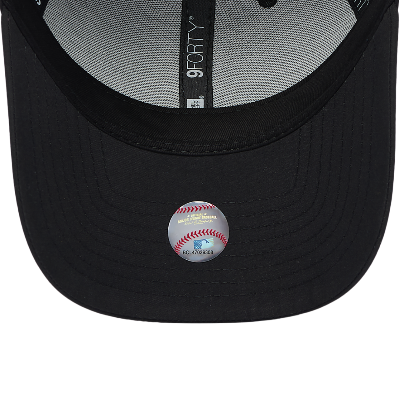 New Era Tigers Pin 9FORTY Cap Image 5 of 5. Tap to open photo gallery.