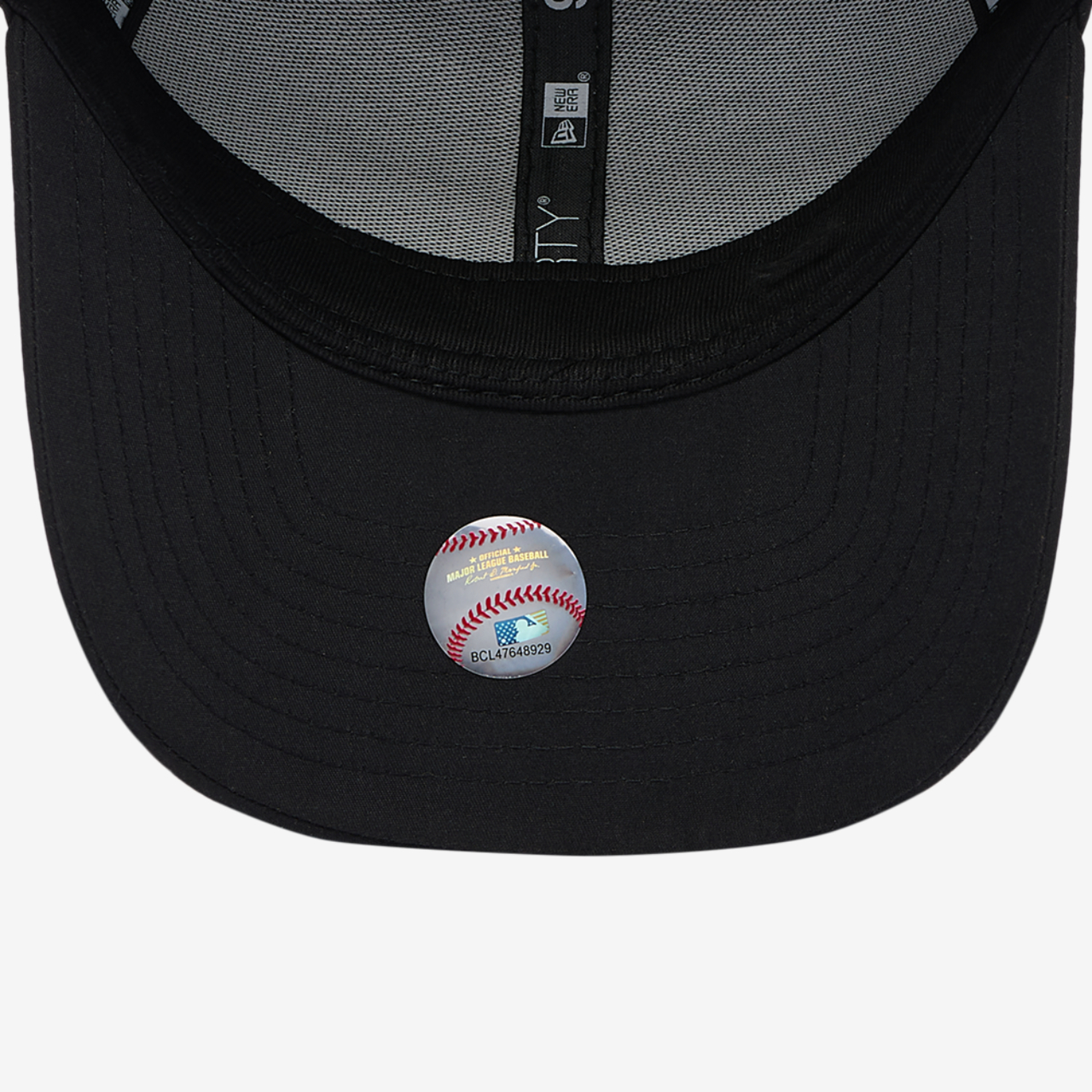 New Era Dodgers Pin 9FORTY Cap Image 5 of 5. Tap to open photo gallery.