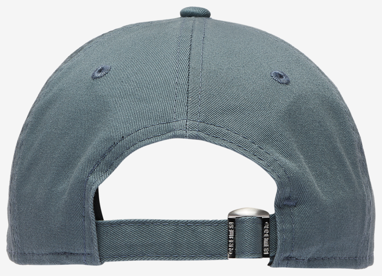 New Era Braves Washed Mini 9TWENTY Cap Image 4 of 5. Tap to open photo gallery.