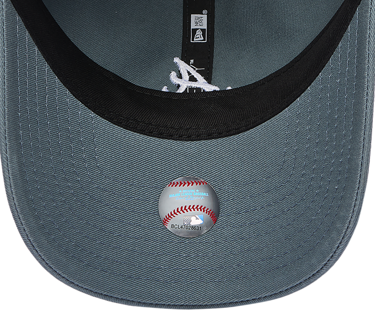 New Era Braves Washed Mini 9TWENTY Cap Image 5 of 5. Tap to open photo gallery.