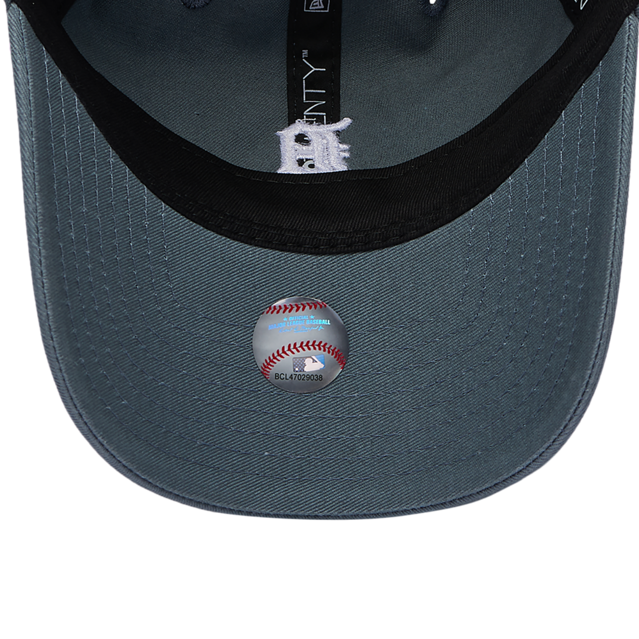 New Era Tigers Washed Mini 9TWENTY Cap Image 5 of 5. Tap to open photo gallery.