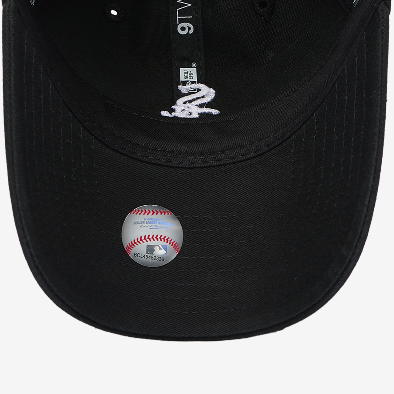 New Era White Sox Washed Mini 9TWENTY Cap Image 5 of 5. Tap to open photo gallery.