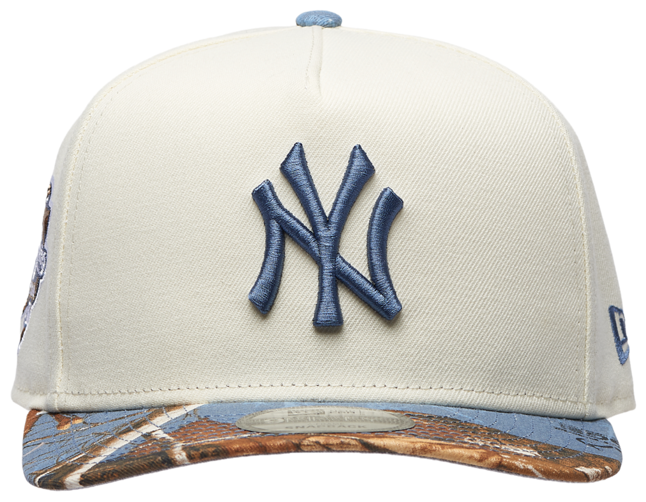 New Era Yankees 950AF RealTree Blue Cap Image 2 of 5. Tap to open photo gallery.