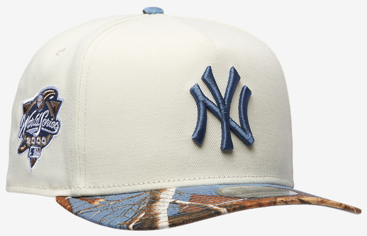 New Era Yankees 950AF RealTree Blue Cap Image 3 of 5. Tap to open photo gallery.