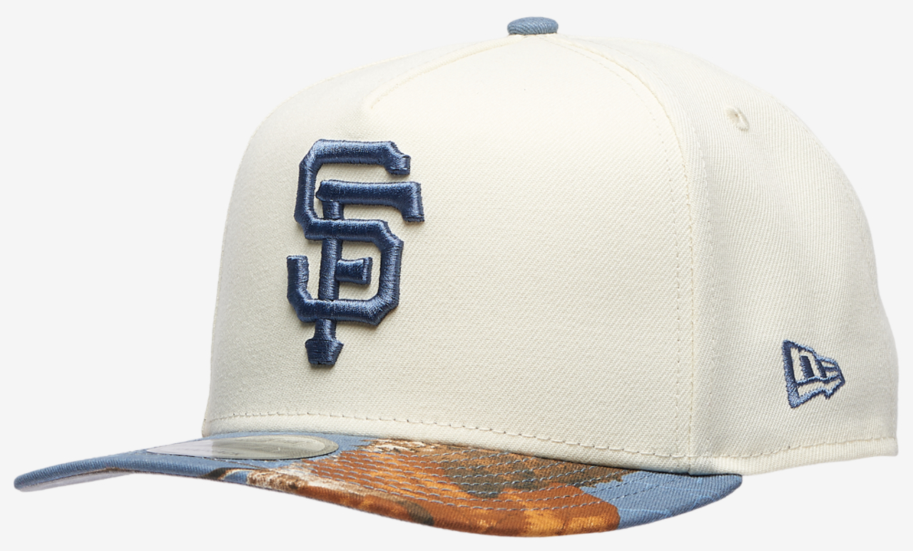 New Era Giants 950AF RealTree Blue Cap Image 1 of 5. Tap to open photo gallery.