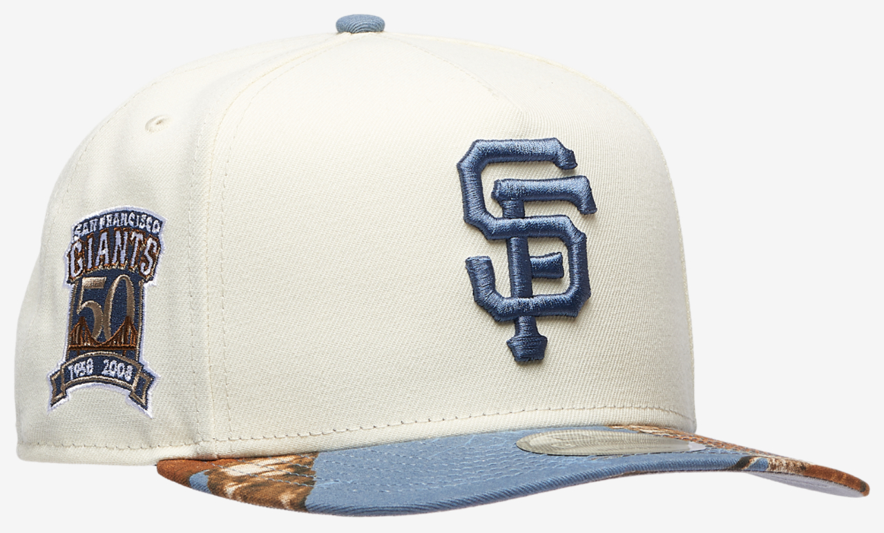 New Era Giants 950AF RealTree Blue Cap Image 3 of 5. Tap to open photo gallery.
