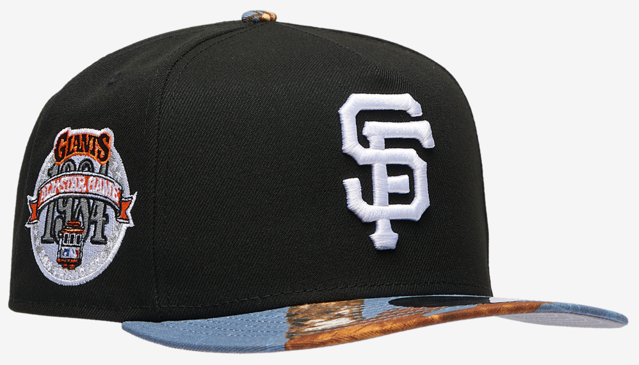 New Era Giants 950AF RealTree Blue Cap Image 3 of 5. Tap to open photo gallery.