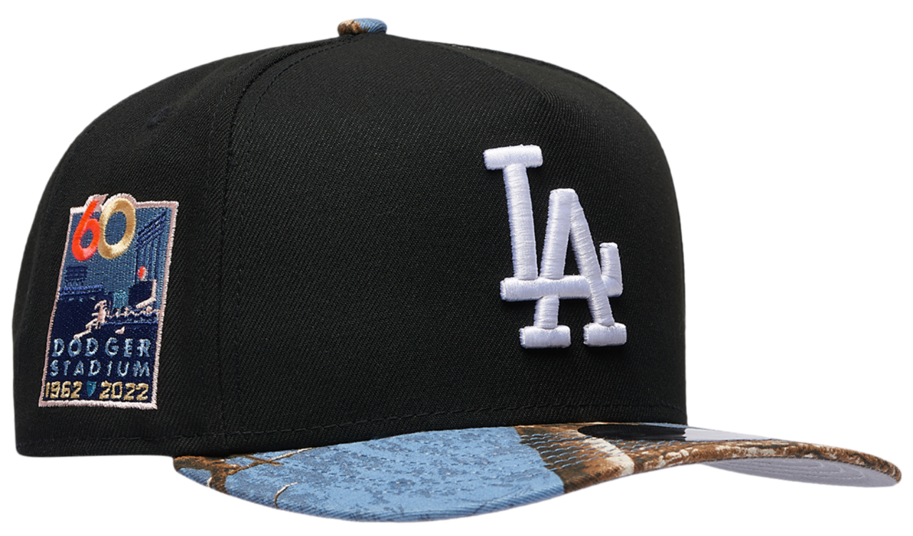 New Era Dodgers 950AF RealTree Blue Cap Image 3 of 5. Tap to open photo gallery.