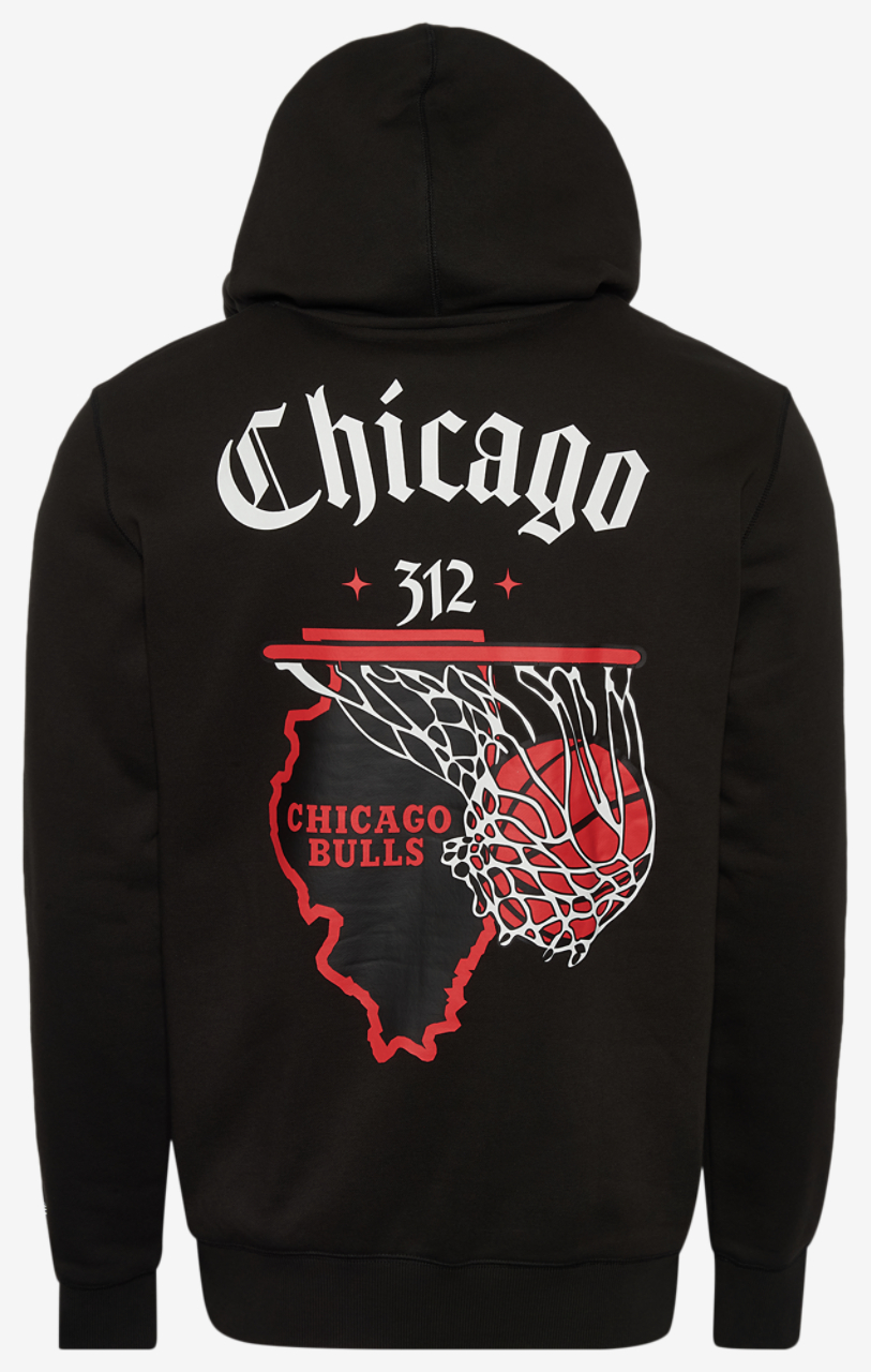New Era Bulls Pullover Hoodie Image 4 of 4. Tap to open photo gallery.