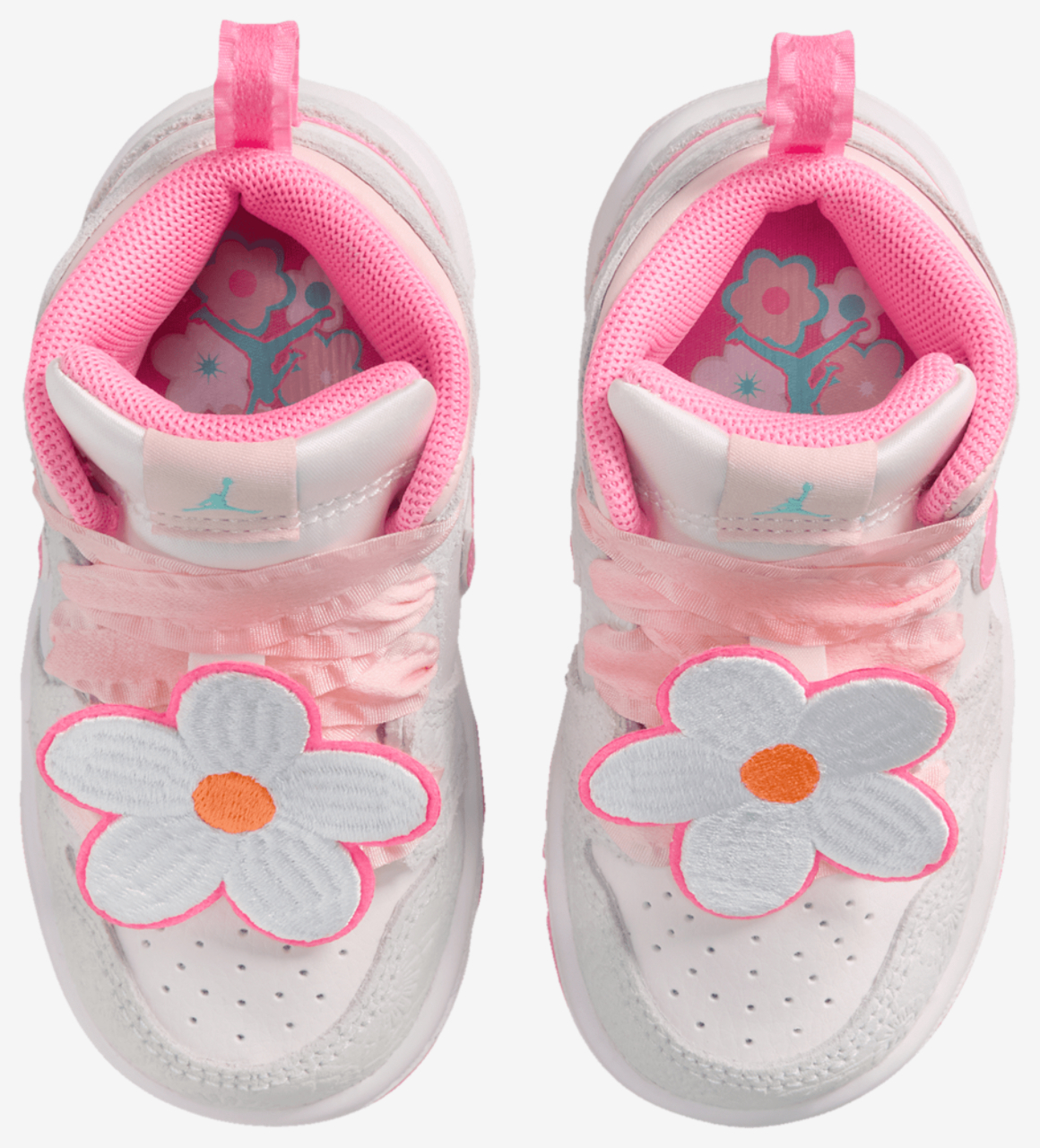 Jordan Jordan 1 Mid SE Image 4 of 5. Tap to open photo gallery.