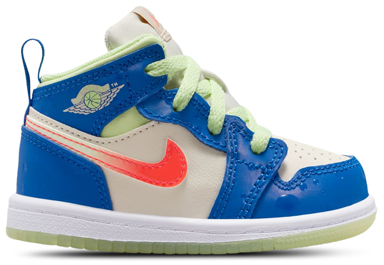 Jordan AJ 1 Mid SE Image 1 of 5. Tap to open photo gallery.