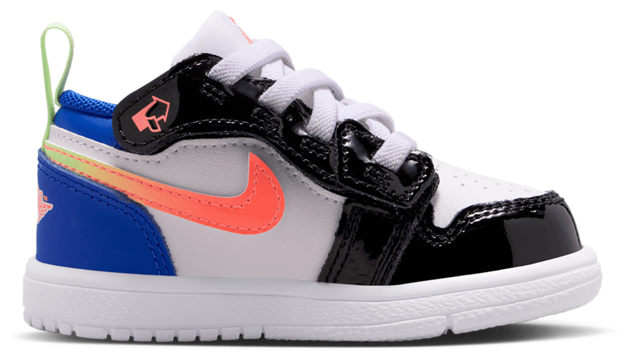 Jordan AJ 1 Low SE Image 1 of 5. Tap to open photo gallery.