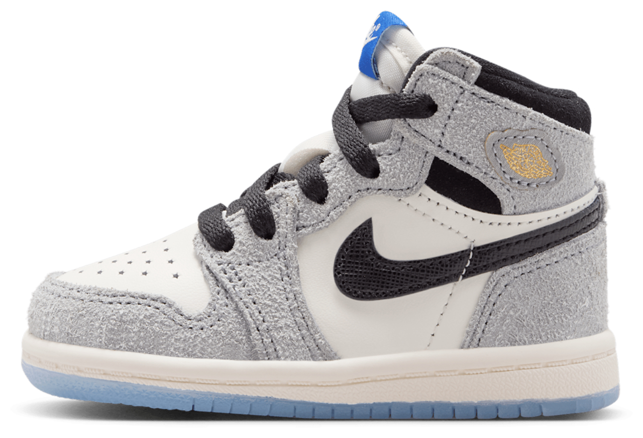 Jordan Retro 1 High OG  Image 2 of 5. Tap to open photo gallery.
