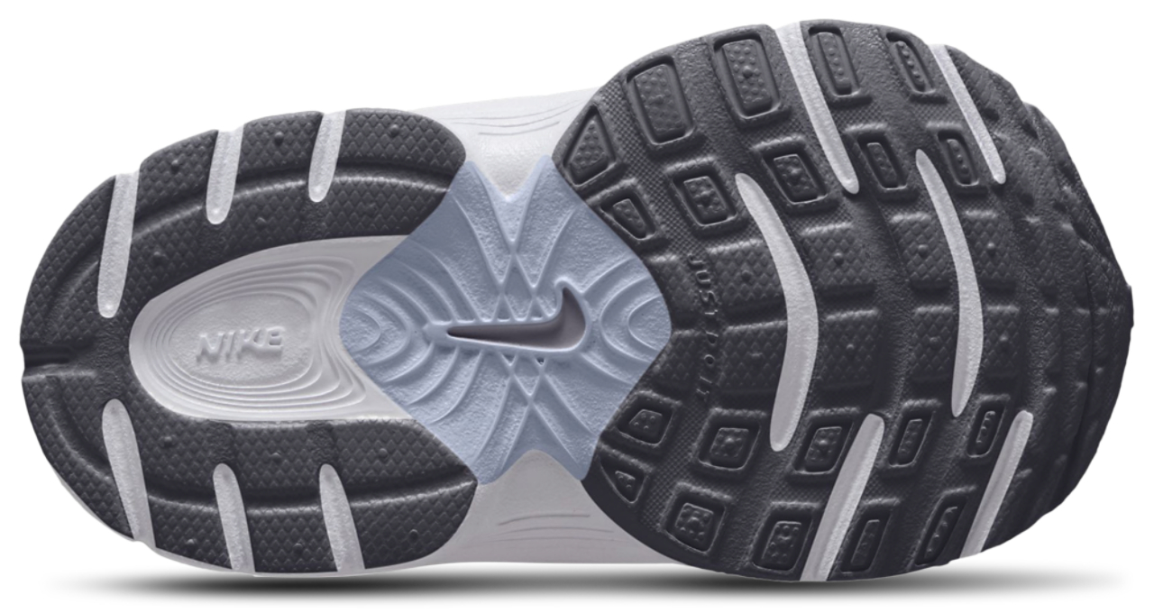 Nike V5 RNR  Image 4 of 4. Tap to open photo gallery.
