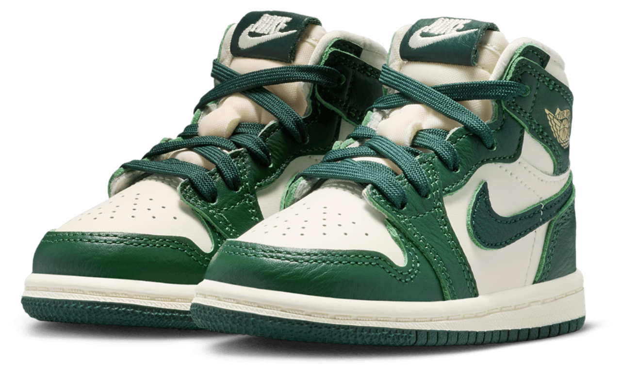 Jordan Retro 1 HI OG Remastered  Image 6 of 8. Tap to open photo gallery.