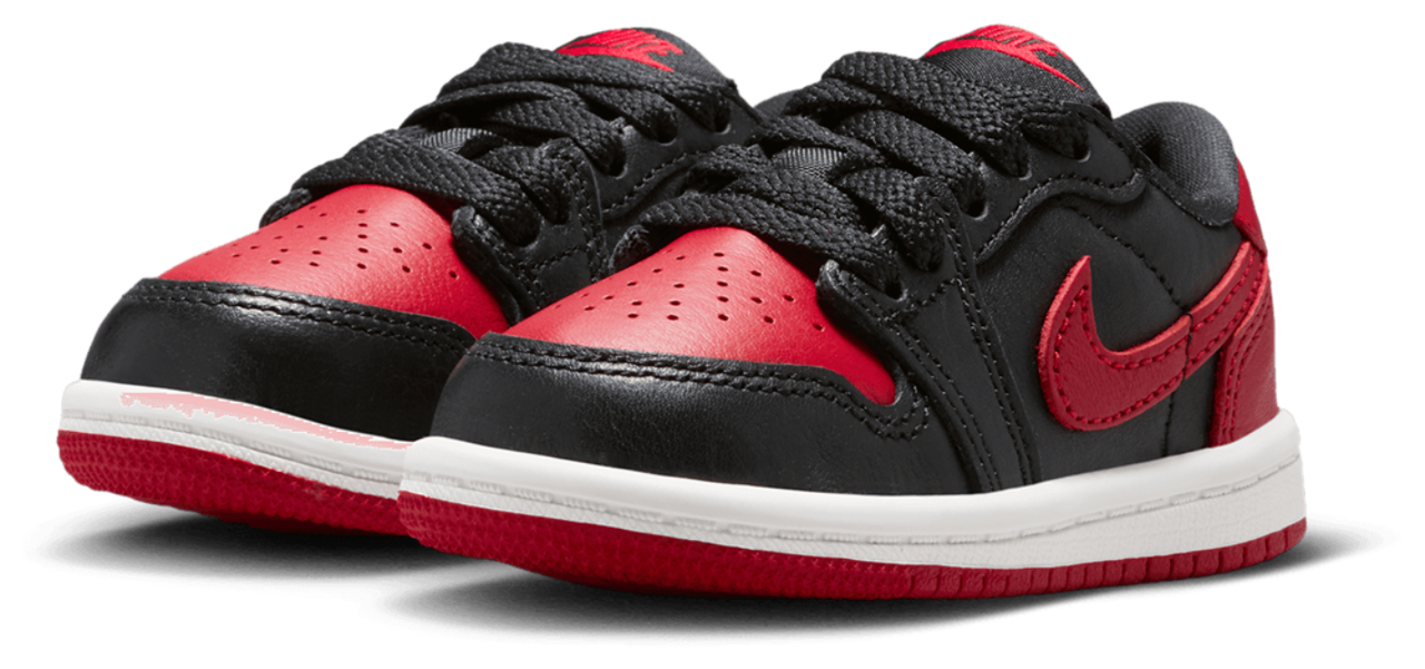 Jordan Retro 1 Low OG  Image 6 of 8. Tap to open photo gallery.